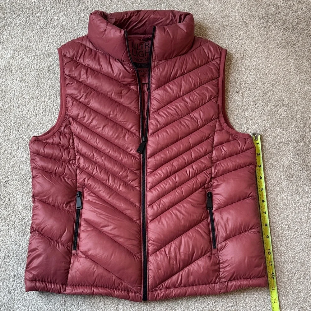 Love Tree Women's Quilted Packable Puffer Vest Size Medium Dark Pink - Picture 5 of 12